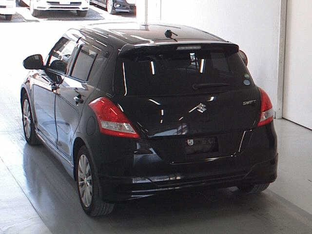 2013 SUZUKI SWIFT RS